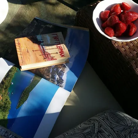 Agape קאלה נרה