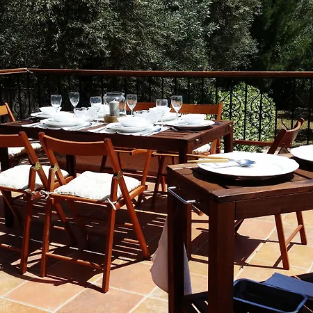 בית נופש Agape קאלה נרה