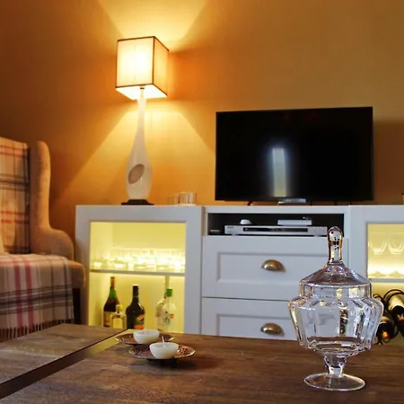 Agape * קאלה נרה